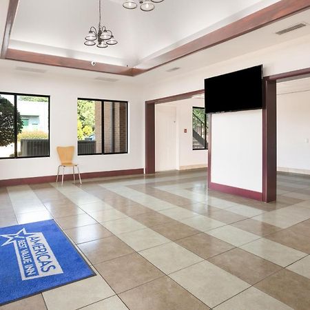 Americas Best Value Inn ستوكبريدج المظهر الخارجي الصورة