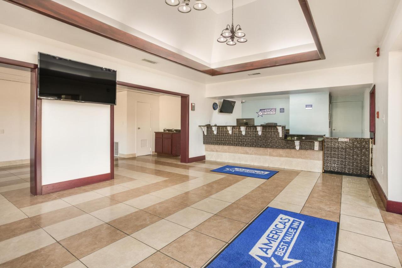 Americas Best Value Inn ستوكبريدج المظهر الخارجي الصورة