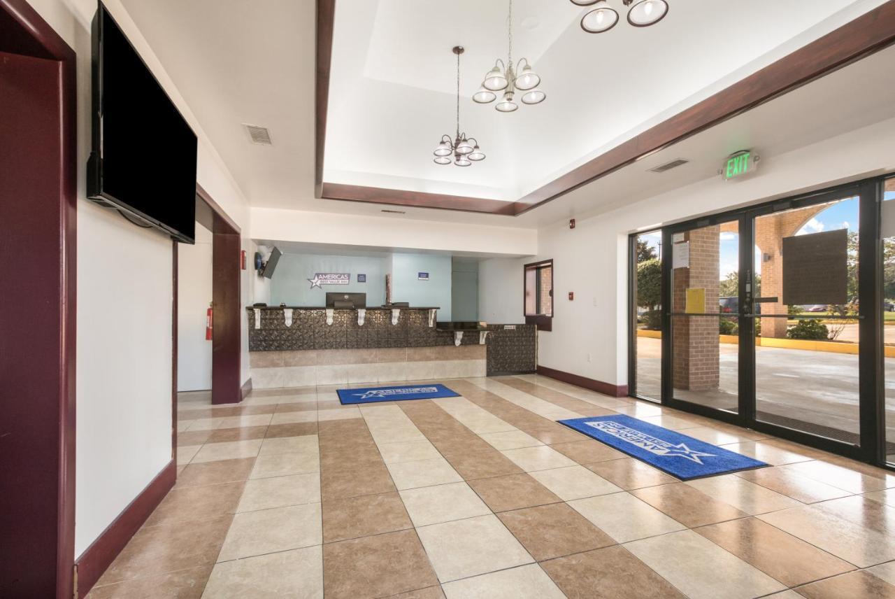 Americas Best Value Inn ستوكبريدج المظهر الخارجي الصورة
