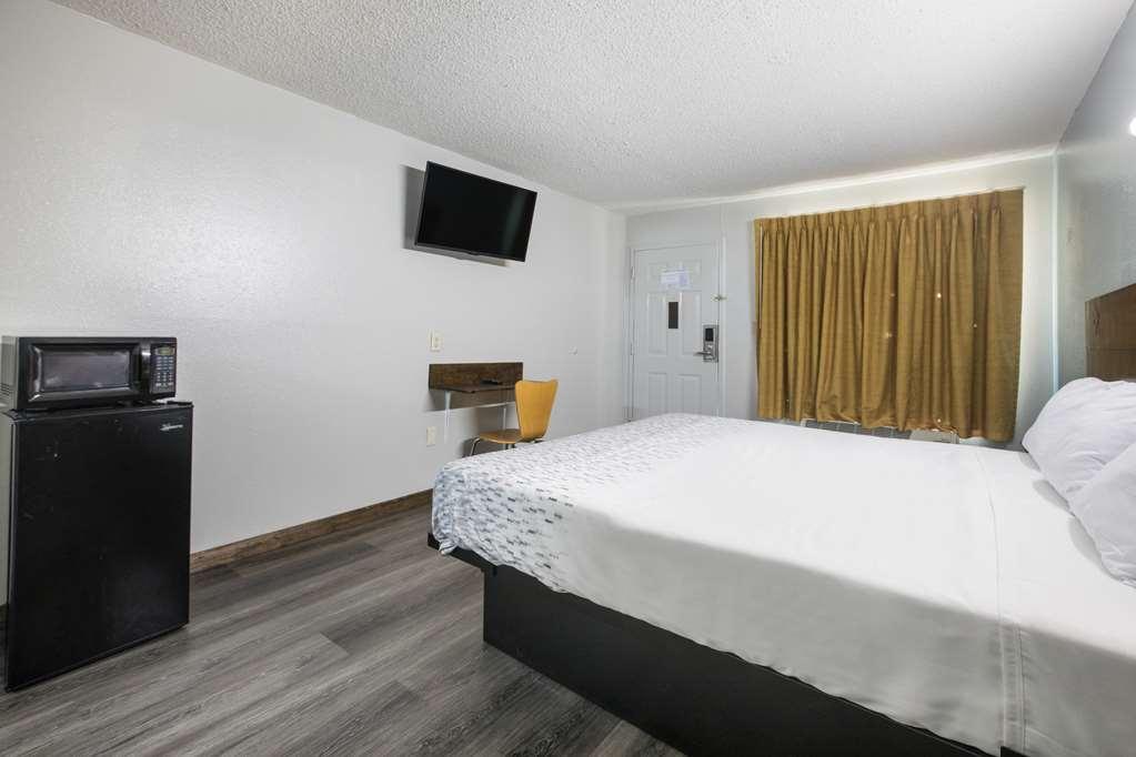 Americas Best Value Inn ستوكبريدج الغرفة الصورة