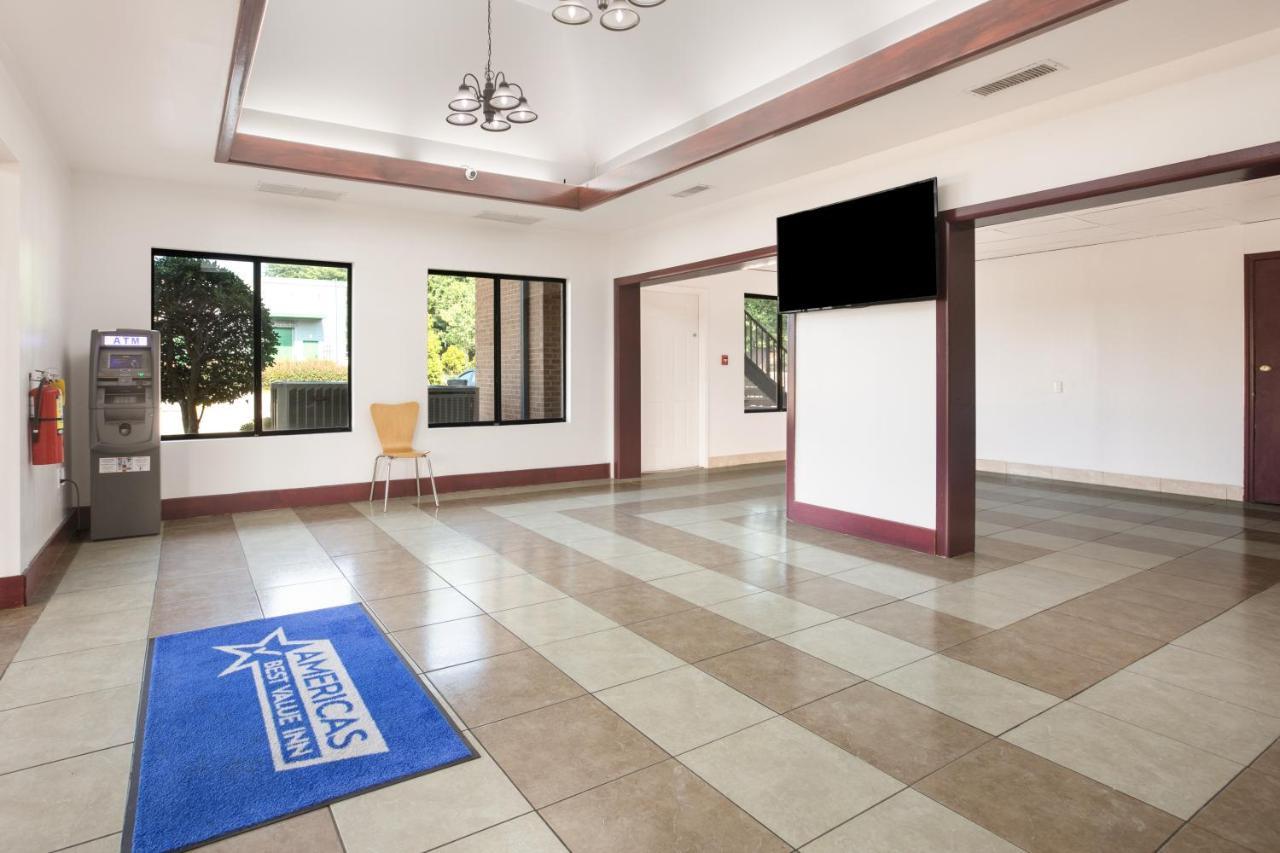 Americas Best Value Inn ستوكبريدج المظهر الخارجي الصورة