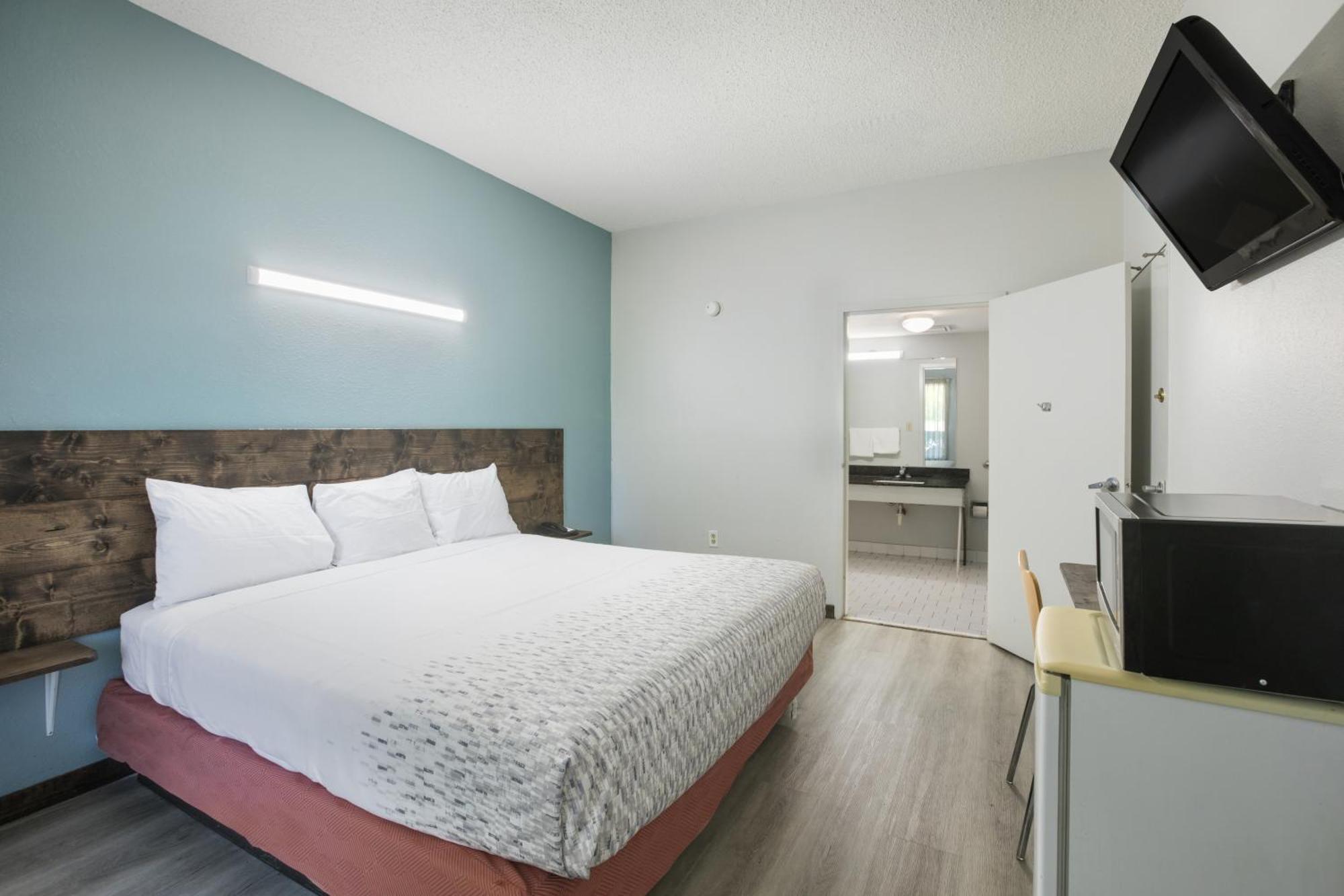 Americas Best Value Inn ستوكبريدج الغرفة الصورة