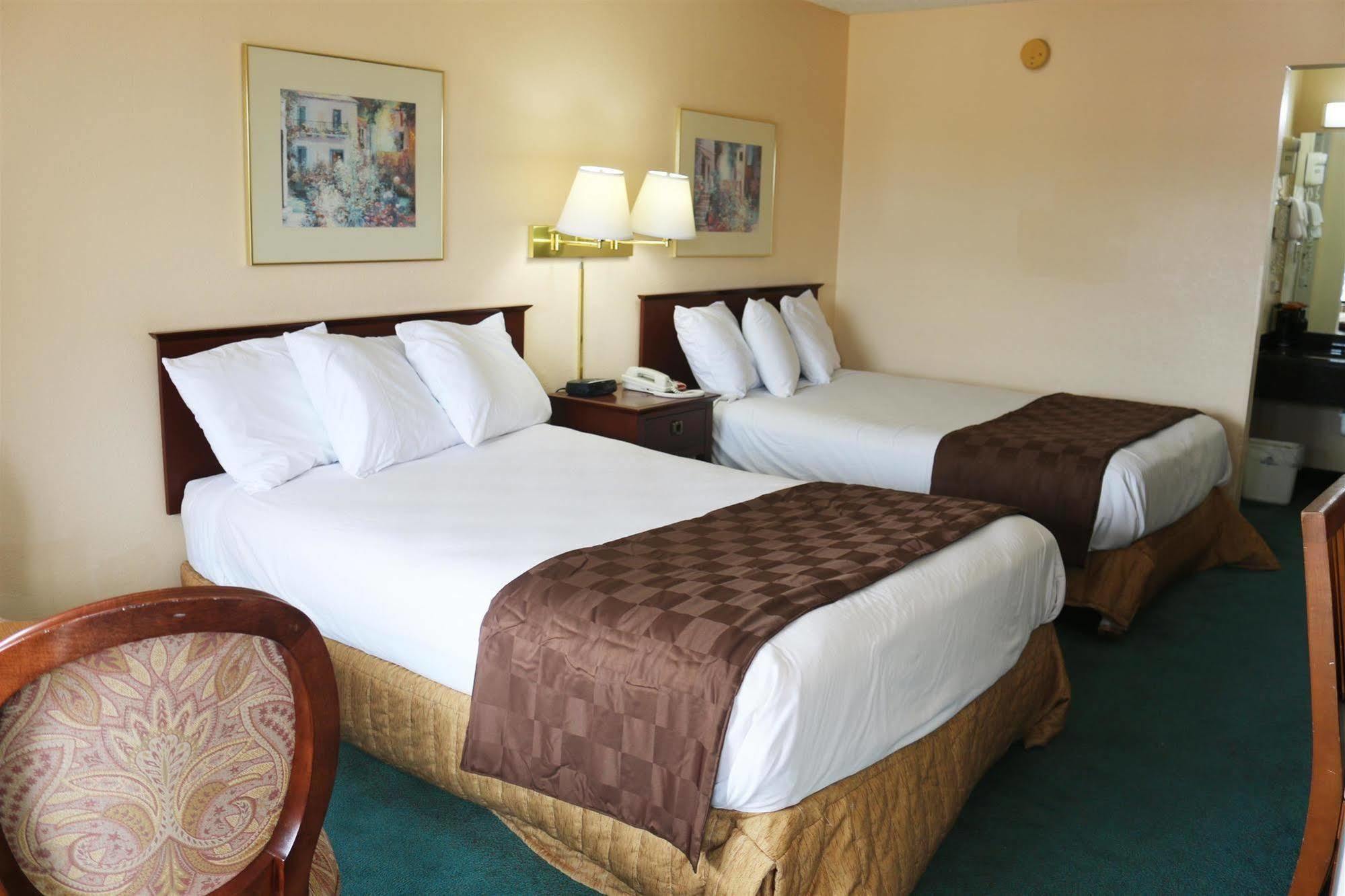 Americas Best Value Inn ستوكبريدج المظهر الخارجي الصورة